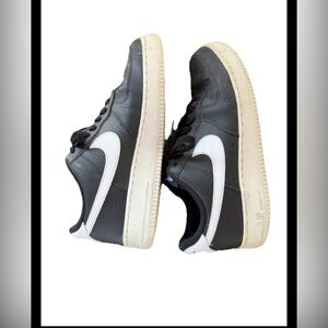 Nike air force Charcoal and Black Athletic Shoes size 9